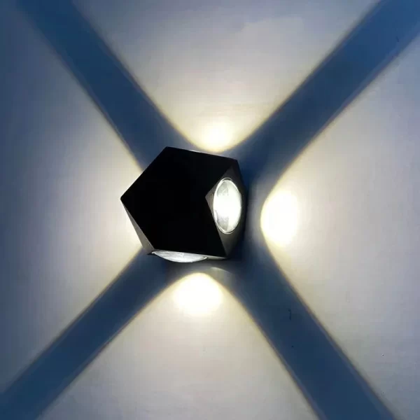Εφαρμογή LED Κομψής Προσόψεως, Μαύρη 6W - Πολλαπλή Φωτισμός και Αφηρημένος Σχεδιασμός για Πολυτελή Εξωτερικούς Χώρους