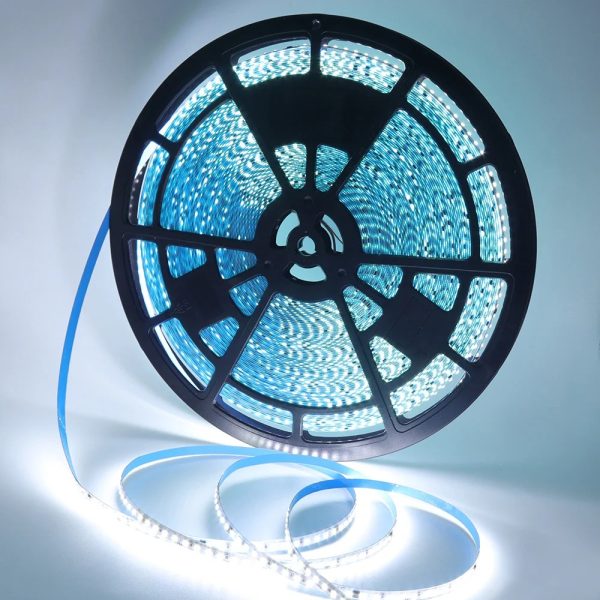 variant-image-emitting-color-white-1
