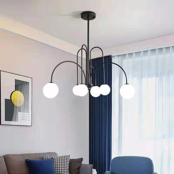 Σύγχρονος πολυέλαιος DM Living, Μοντέλο DM1018/6 - Κομψός Σχεδιασμός με Μαύρα Χέρια και Φωτεινές Σφαίρες για Διακριτικό Φωτισμό