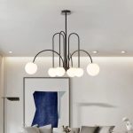 Σύγχρονος πολυέλαιος DM Living, Μοντέλο DM1018/6 - Κομψός Σχεδιασμός με Μαύρα Χέρια και Φωτεινές Σφαίρες για Διακριτικό Φωτισμό