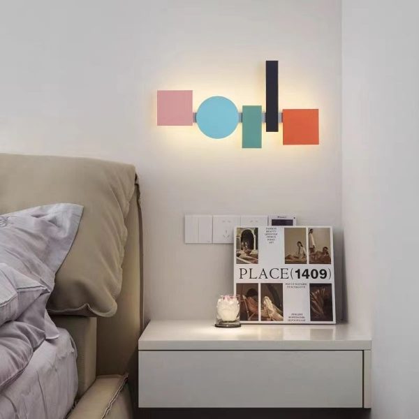 Εφαρμόστε LED με Πολύχρωμες Εναλλαγές και Καλλιτεχνικό Σχεδιασμό, Μοντέλο DM9212/680MM - Κομψή Κομψότητα και Σοφιστικέ Στυλ