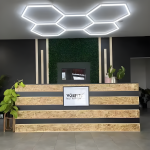 Πολυτελής Φωτιστικό HoneyComb DM Living - 5 Εξαγώνια με Ψυχρό Φως 6500K, 192W - Αποτελεσματικός και Κομψός Φωτισμός